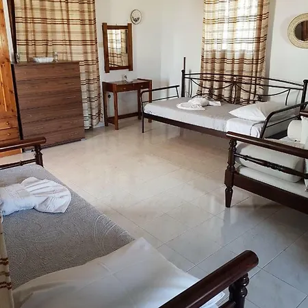 Naxos Garden Apartment *